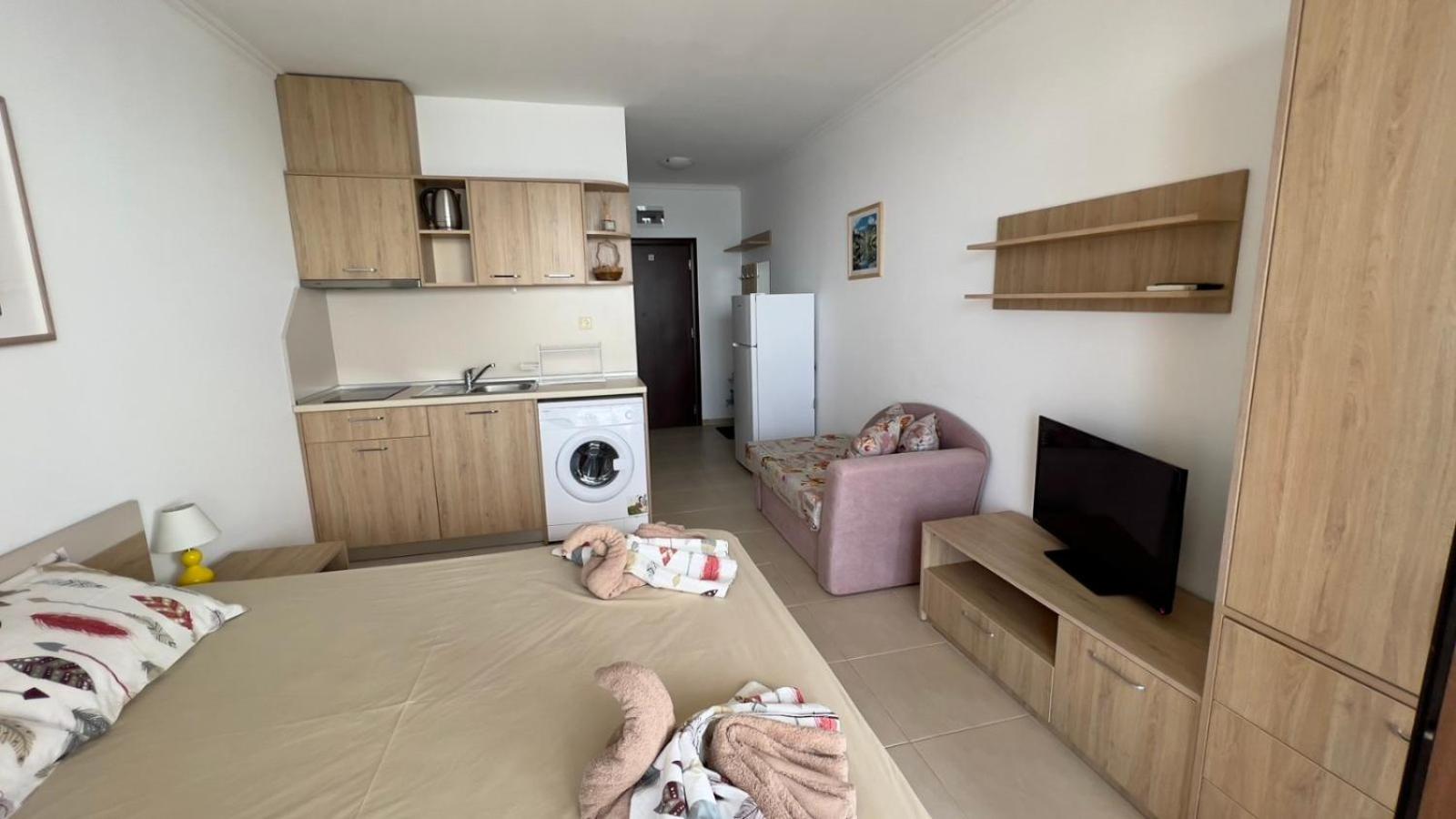 Апартаменти и студия в комплекс Акротирия Несебър Екстериор снимка